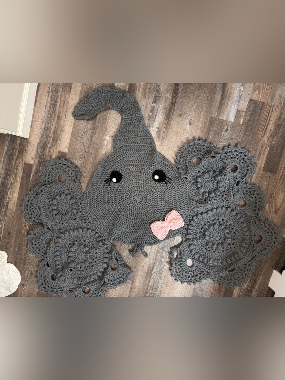 Gray Crocheted Elephant Accent Rug with Pink Bow